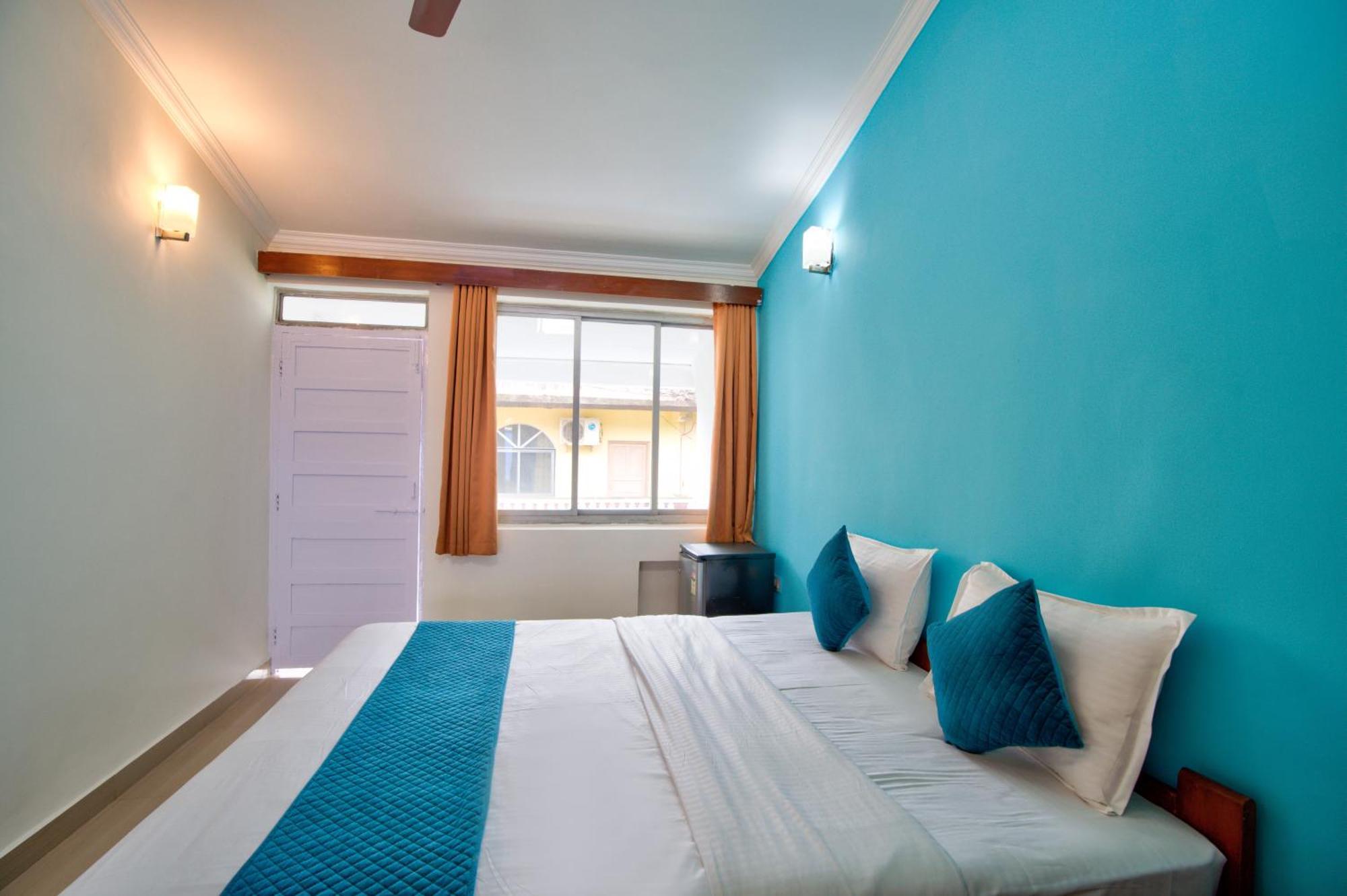 Rosy Guest House Calangute Extérieur photo